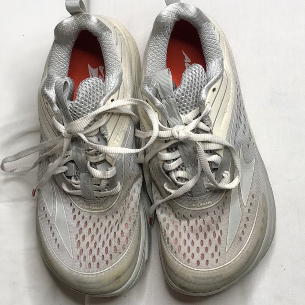 Altra Torin Men's White Athletic Shoes Wide Toe Box Size 7